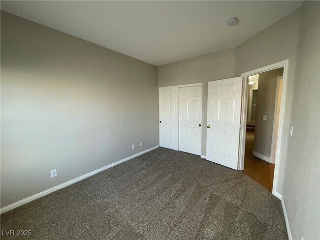 Building Photo - 8463 Antique Cameo Ave