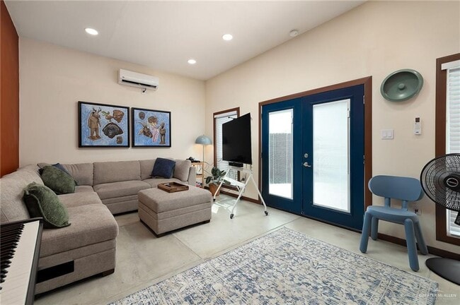 Building Photo - 28 Escondido Pass