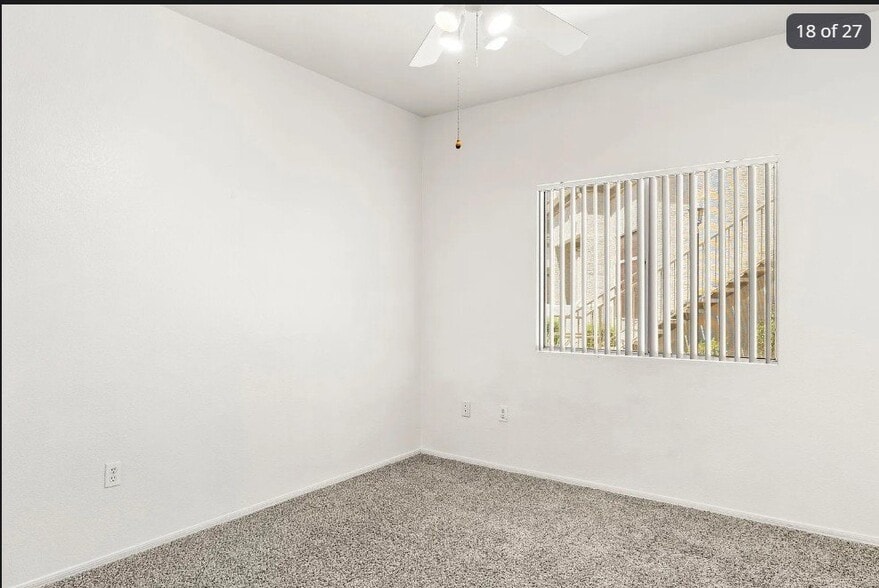 Building Photo - 11375 E Sahuaro Dr