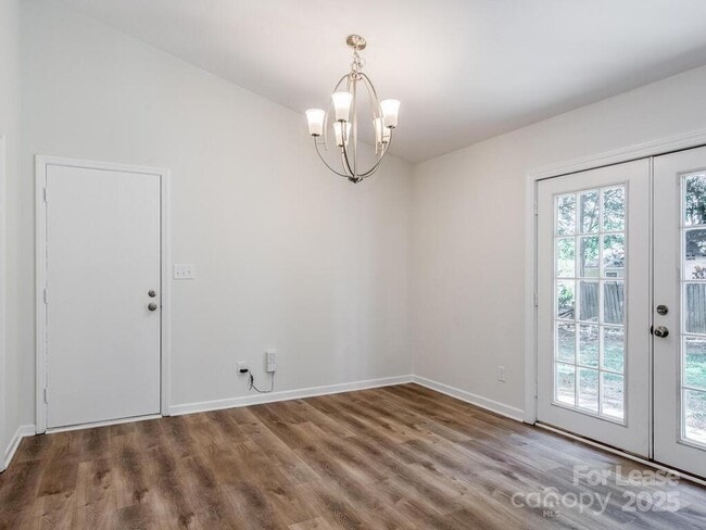 Building Photo - 10319 Osprey Dr