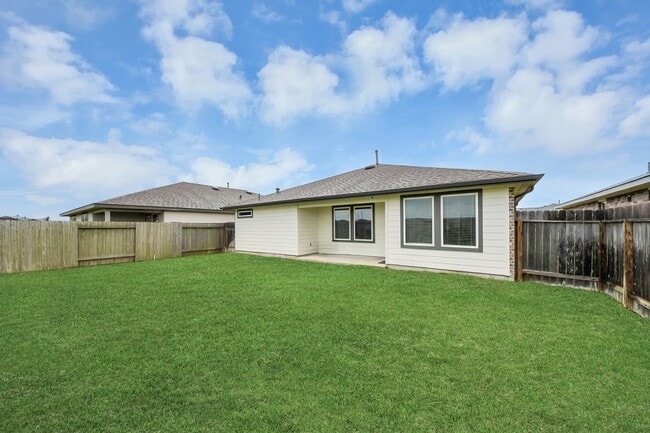 Building Photo - 7923 Cattleman Vly Dr