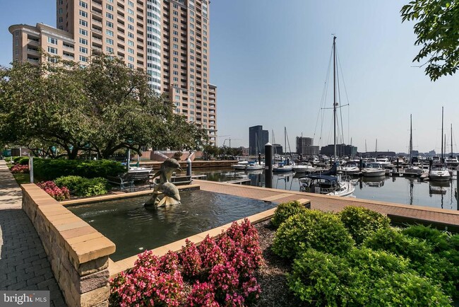 Building Photo - 1290 Harbor Island Walk