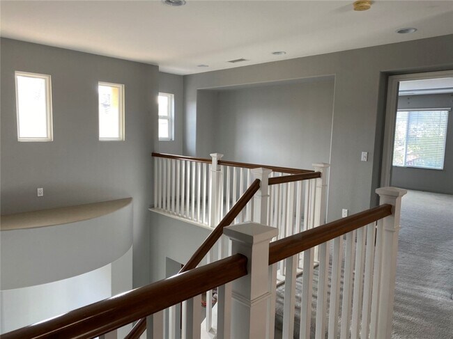 Building Photo - 34093 Lady Fern Ct