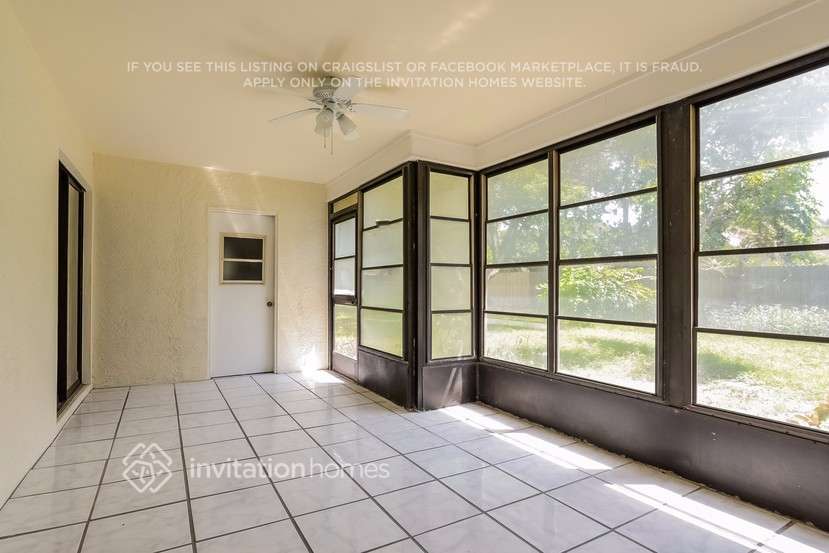 Building Photo - 1604 Cumberland Ct E