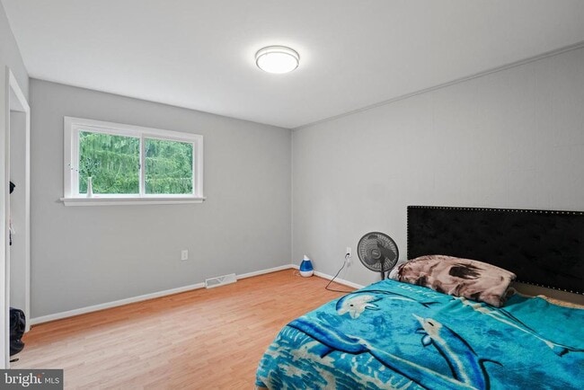 Building Photo - 5400 Woodlyn Ct