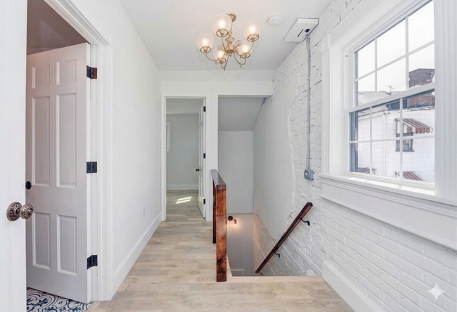 Building Photo - Luxury Home - Lawrenceville
