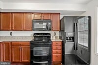 Building Photo - 302 Ridgecrest Ct