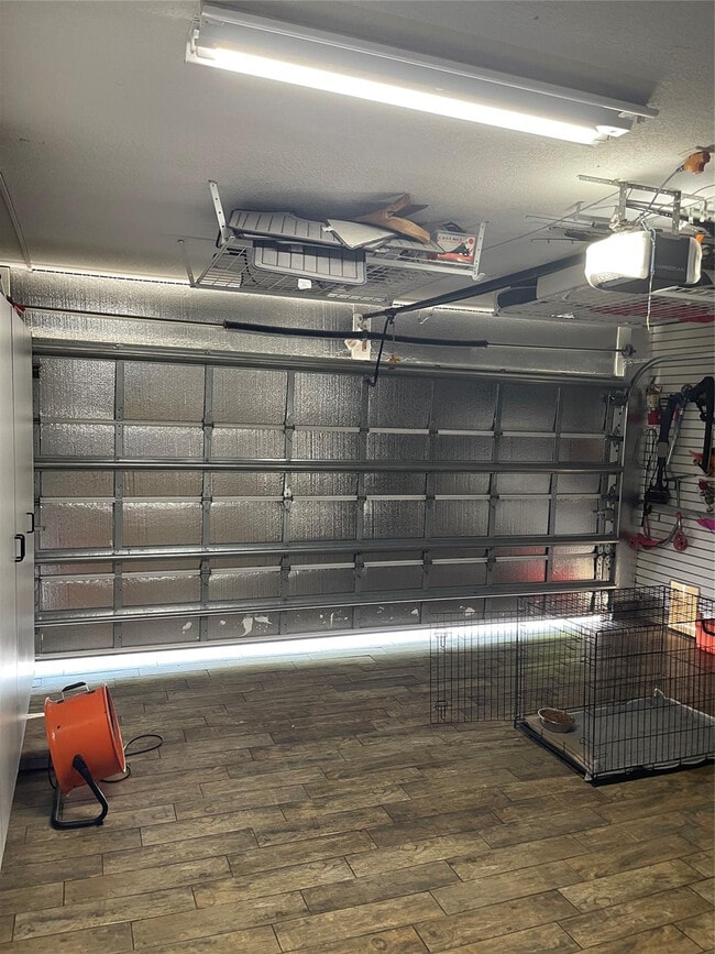 Building Photo - 7485 Royal Palm Blvd