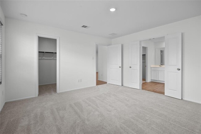 Building Photo - 5111 Sunvalley Bend Dr