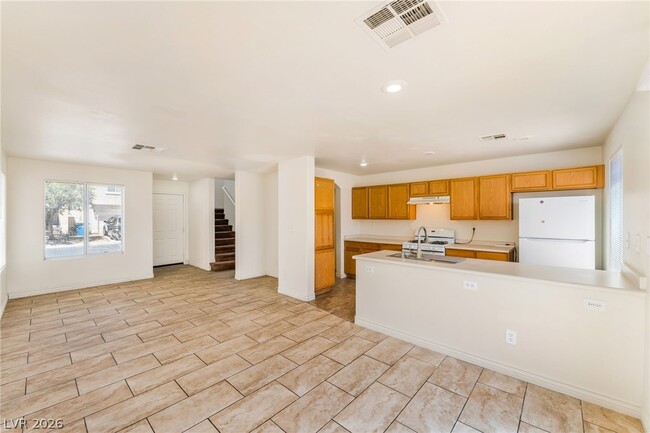 Building Photo - 2136 Casa Ladera St