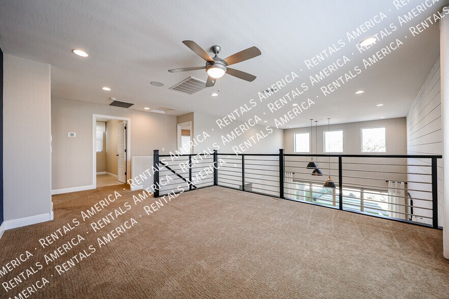 Building Photo - 1400 Flintlock Dr