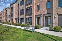 Building Photo - 348 Horseman Blvd