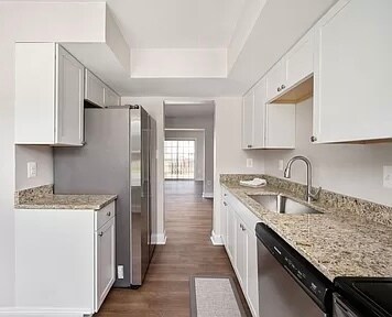 Building Photo - 2909 Briarwood Ln