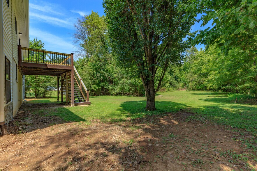 large deck and backyard - 9227 Amos Road