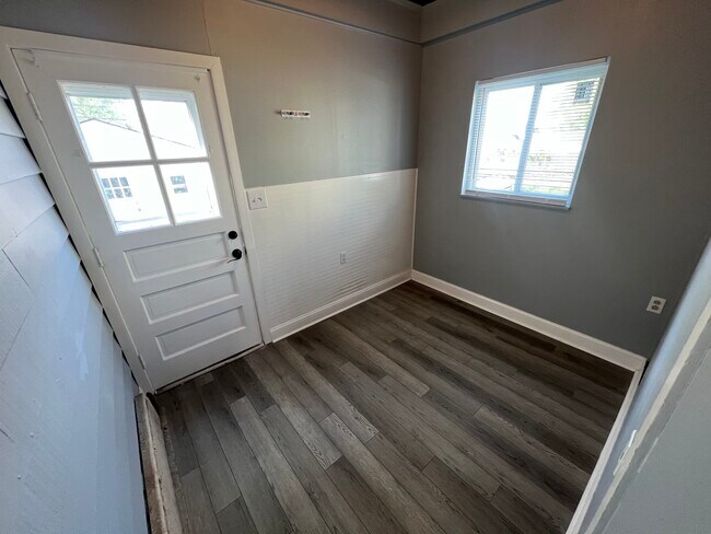 Building Photo - 1345 Arbor Ave