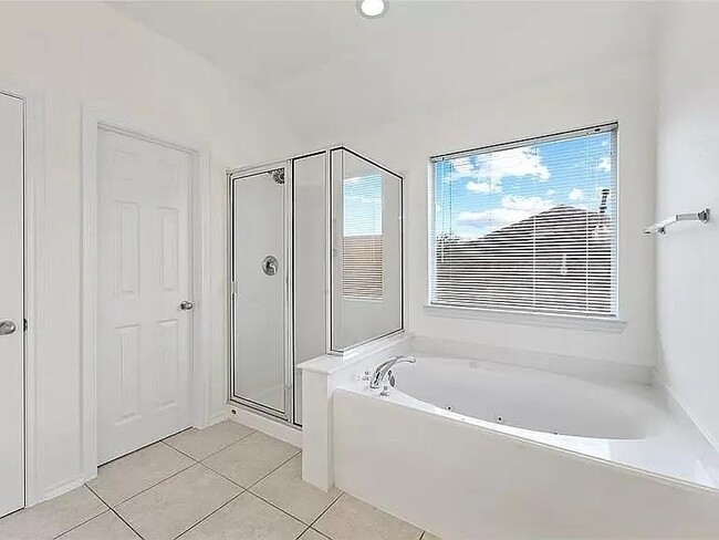 Building Photo - 20127 Broad Run Ln