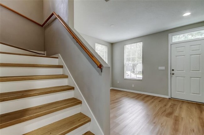 Building Photo - 10012 Tate Ln