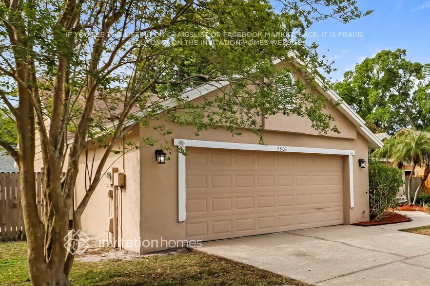 Building Photo - 4806 Foxshire Cir