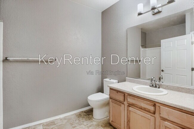 Building Photo - 15455 Canyon Rim Dr
