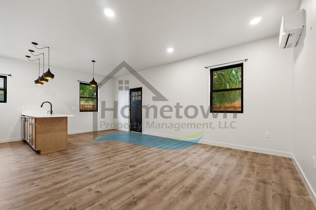 Building Photo - 2025 Home with 3 Bedrooms, 2 Bathrooms, and an Attached 2-Car Garage Available in Sandpoint!