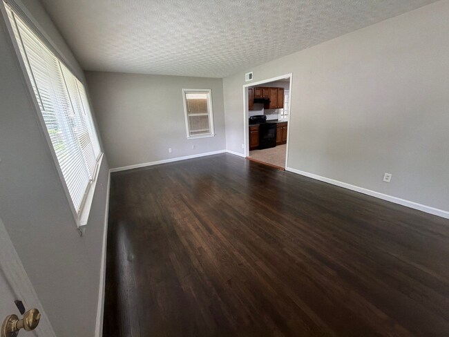 Building Photo - 3587 Hallbrook St