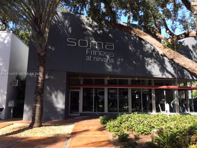 Building Photo - 680 NE 64th St