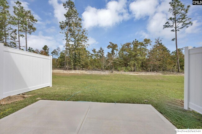 Building Photo - 231 Sunny Hl Dr