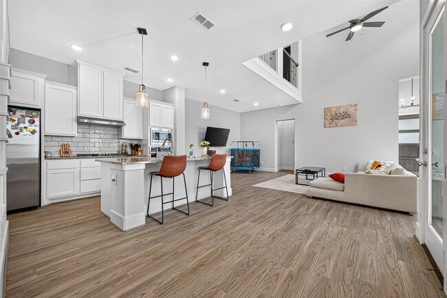 Building Photo - 435 Imperial Blvd