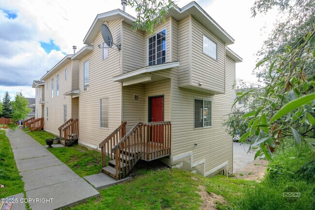 Primary Photo - 6923 Gold Kings Ave