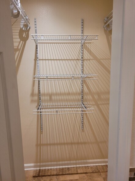 Building Photo - 169 Lemon Grv