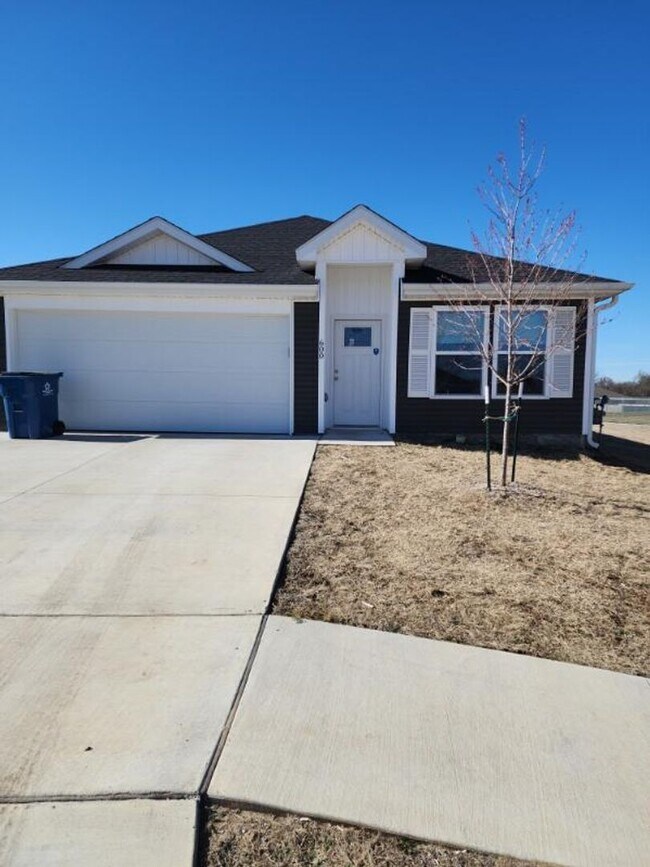 Building Photo - New Beginnings Start At AMRR: 3 Bedroom Home In Oronogo, Missouri!