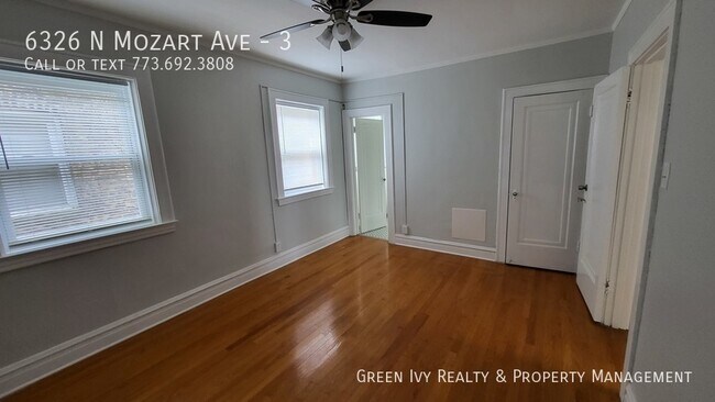 Building Photo - Beautiful 3 Bed in West Ridge