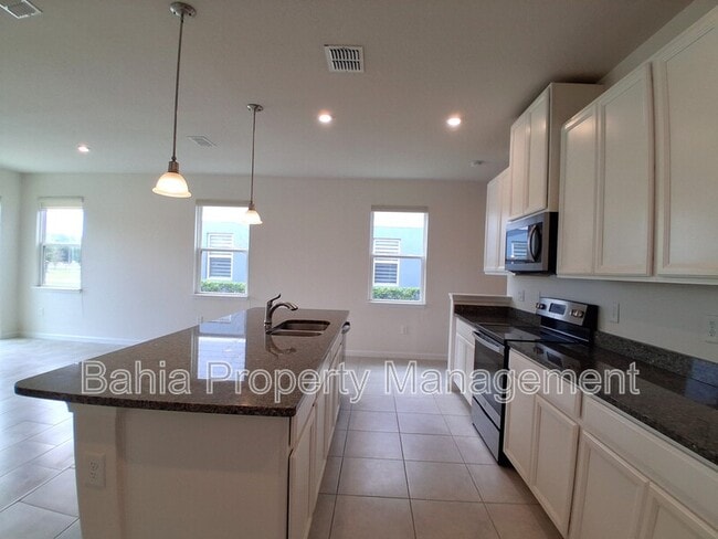 Building Photo - 2640 Pleasant Cypress Cir