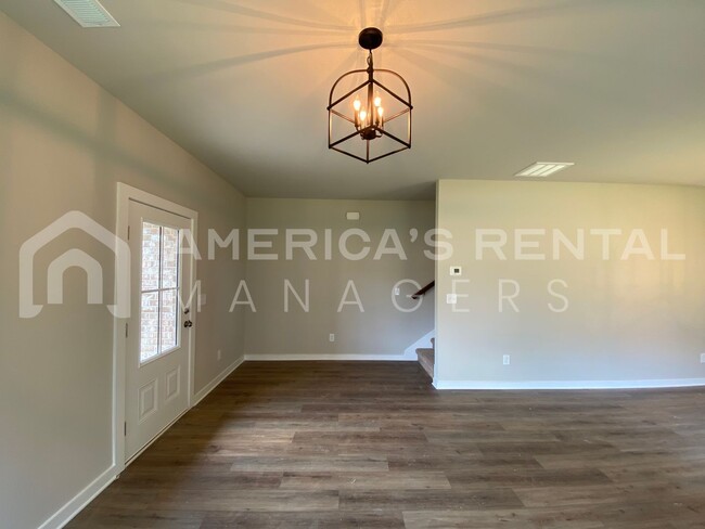 Building Photo - Home for Rent in Odenville, AL! View with ...