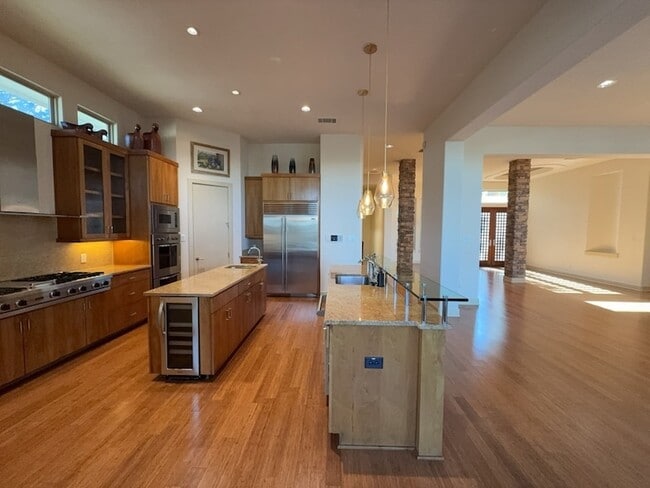 Building Photo - 4459 Lena Ln