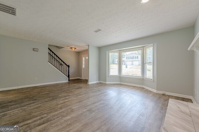 Building Photo - 5458 Winslow Crossing N