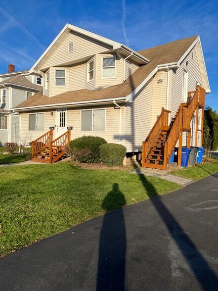 Primary Photo - 670 Franklin Ave