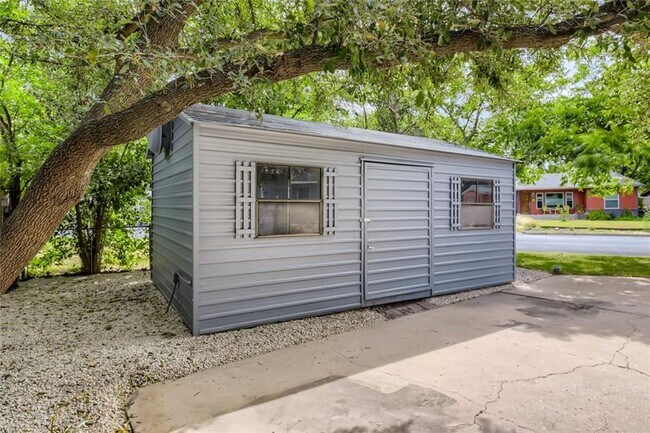 Building Photo - 1200 Aggie Ln