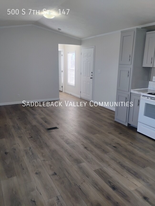 Building Photo - 500 S 7th St