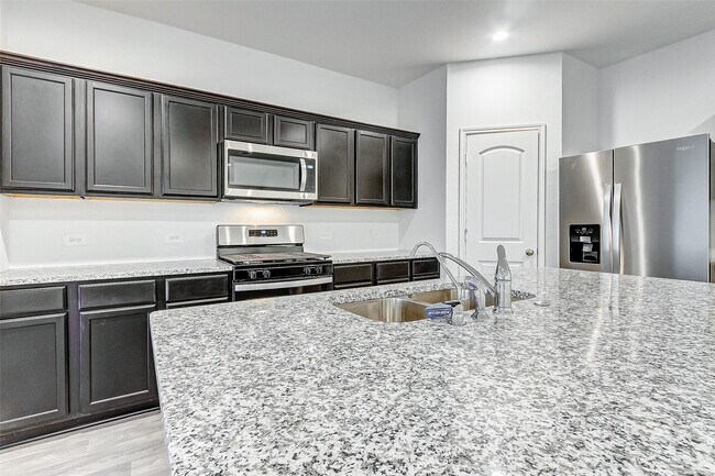 Building Photo - 14220 Dream Rd