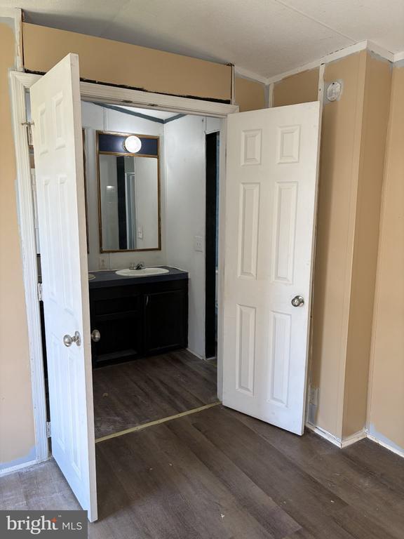 Building Photo - 97 Connector Rd