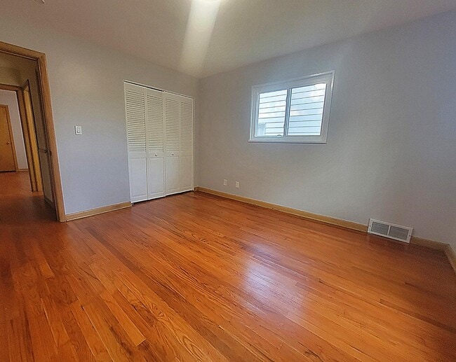 Building Photo - 1679 Tanglewood Dr