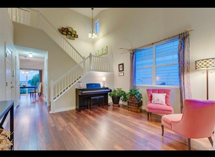 Building Photo - 15949 Longford Dr