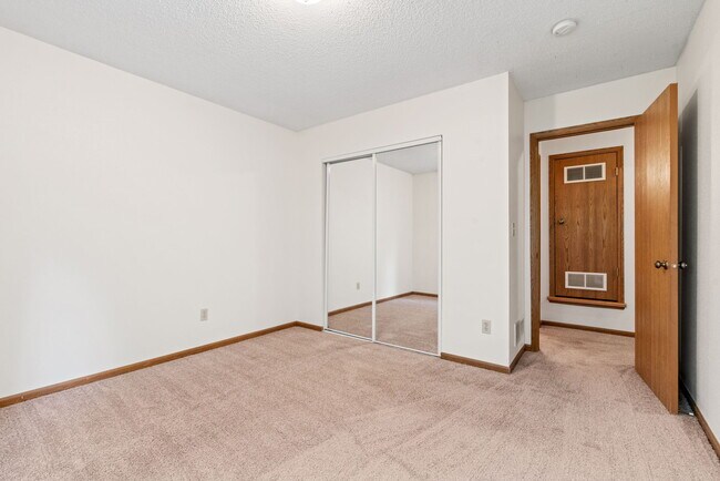 Floorplan - Jordan Creek and Mills