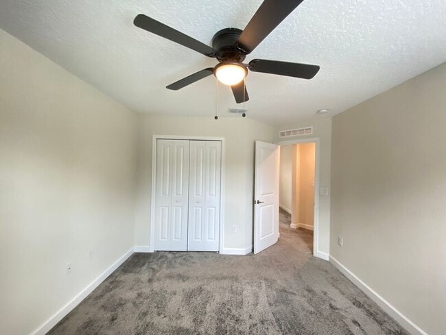 Building Photo - 4442 Seven Canyons Dr