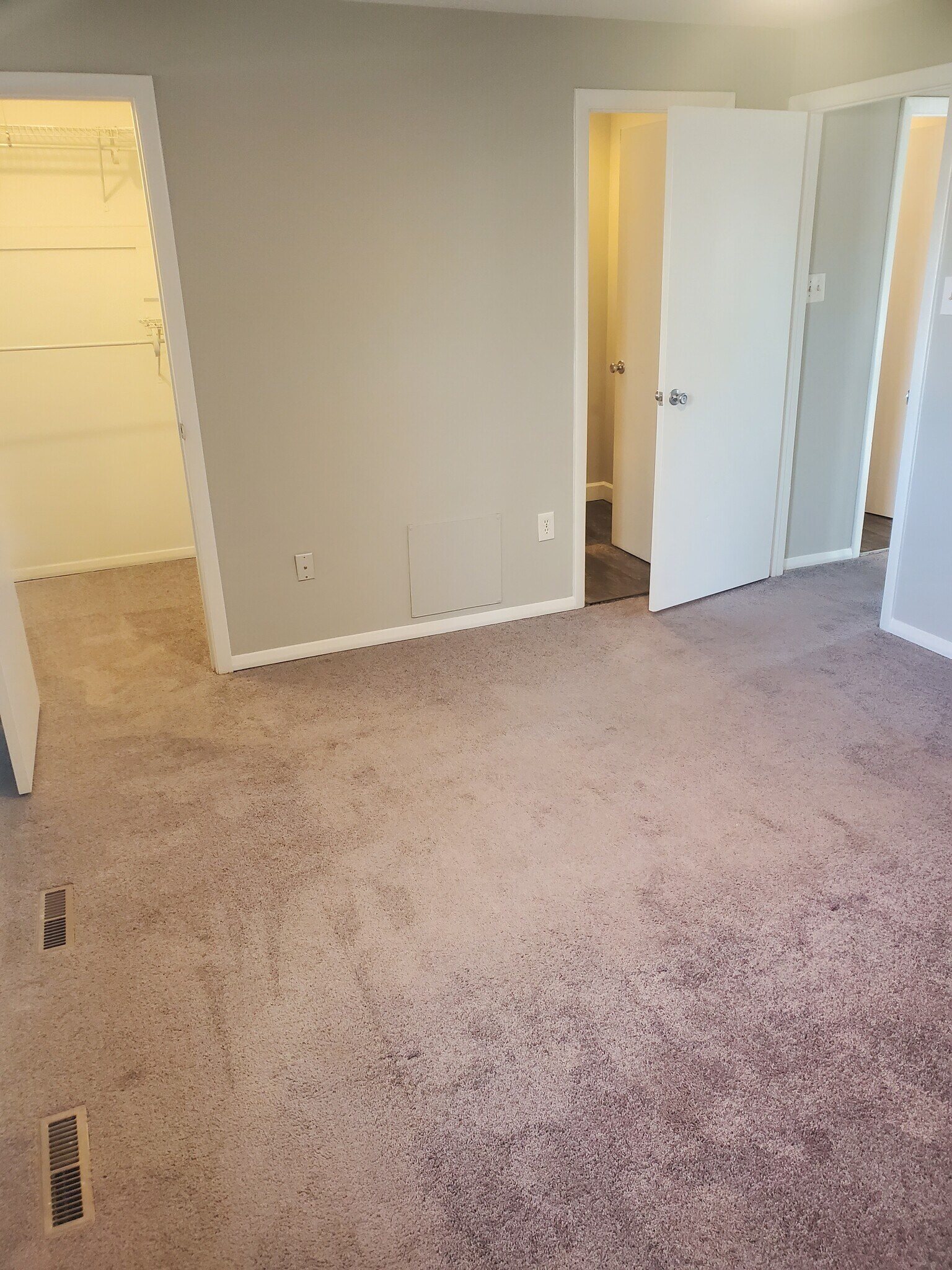 Building Photo - 1024 Cape Splitt Harbour