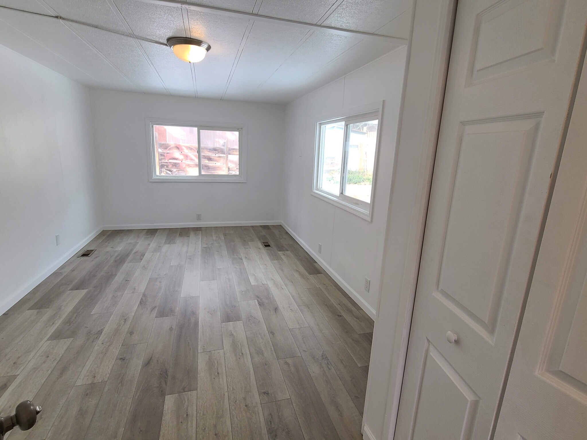Building Photo - 4448 E Wintergreen