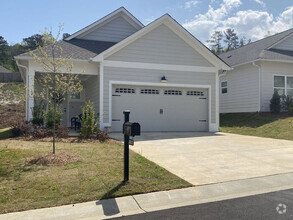 Building Photo - 4056 Ashley Dr