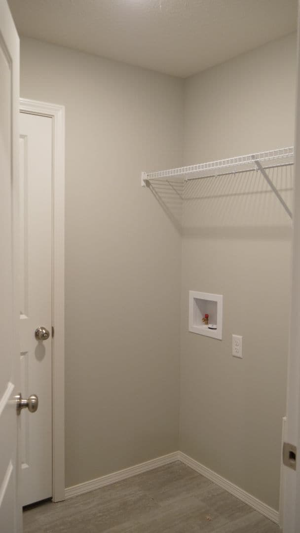 Building Photo - Newer 3 bedroom duplex - Aurora MO