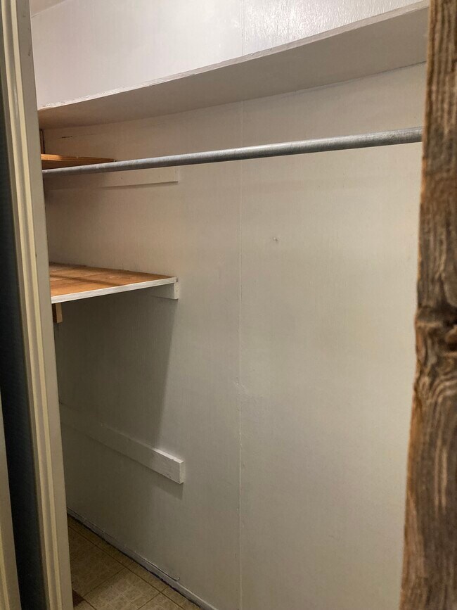 Building Photo - 9900 N US Hwy 77